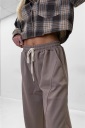 pantalone modello balloon sporty